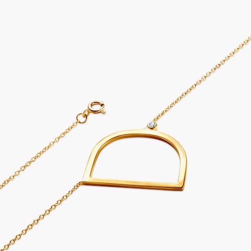 Naszyjnik celebrytka litera D Savicki: srebrny pozłacany, biały szafir